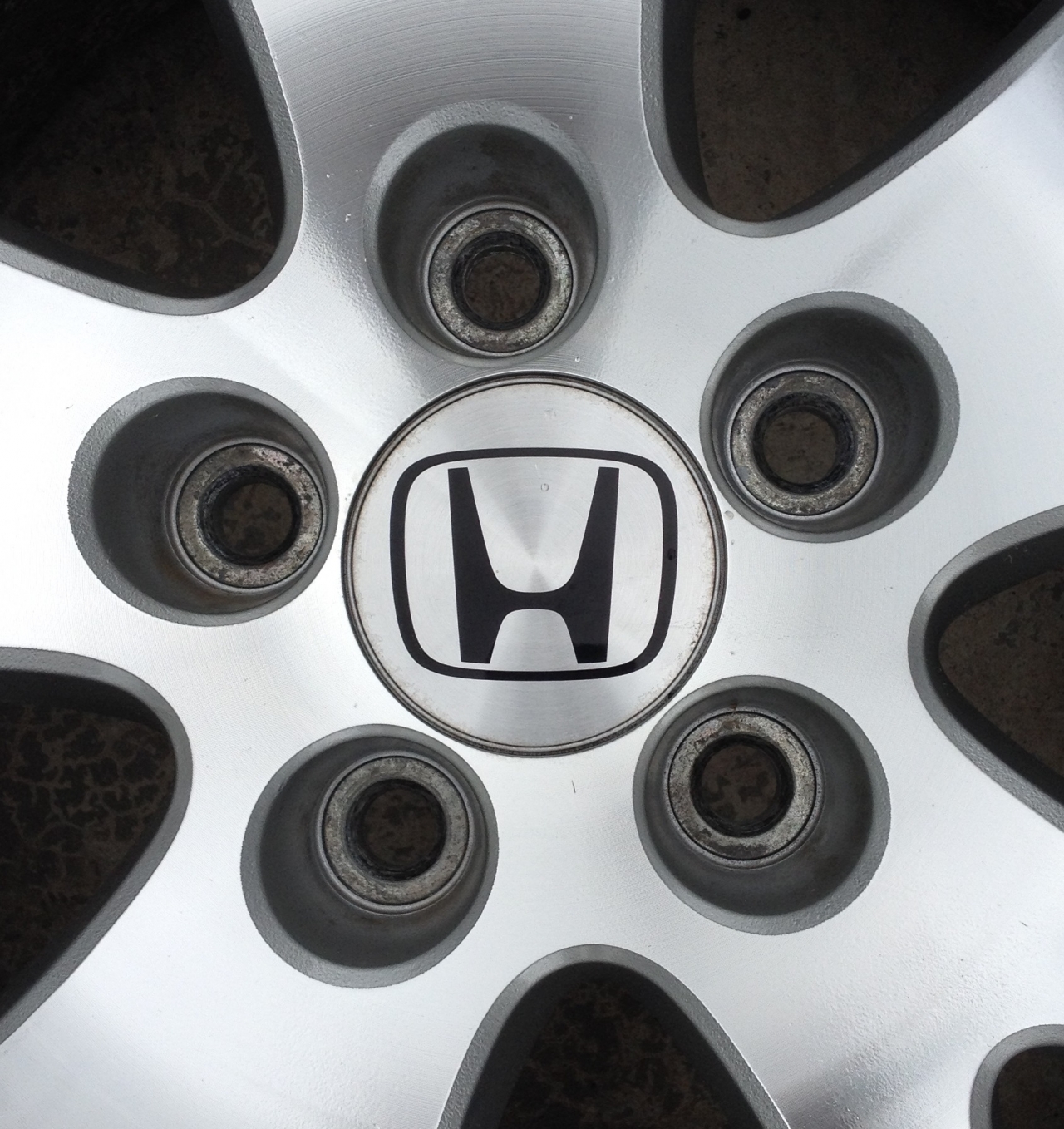 オデッセイ　ホイールガリ傷リペアのブログを更新しました。